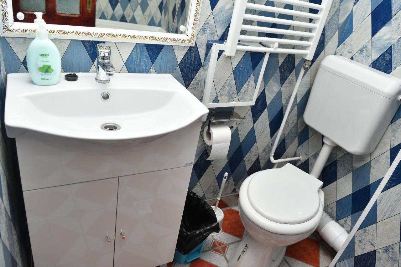 Caransebeş Casa Simescu Iホステル エクステリア 写真