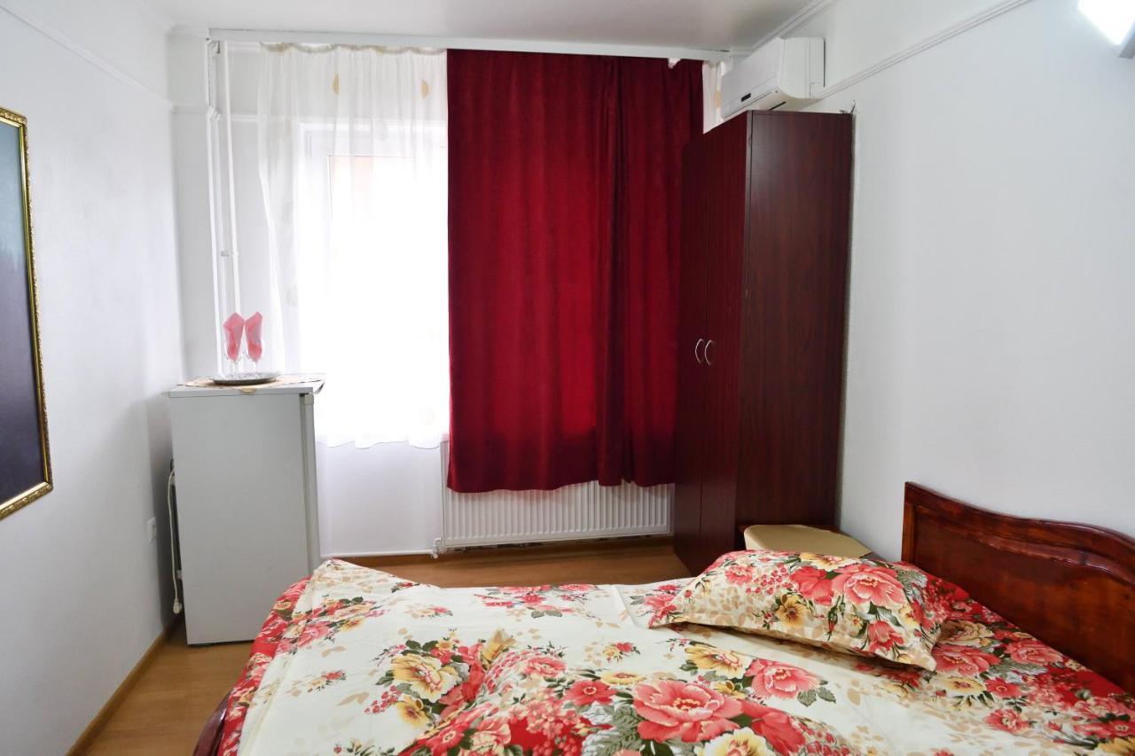 Caransebeş Casa Simescu Iホステル エクステリア 写真